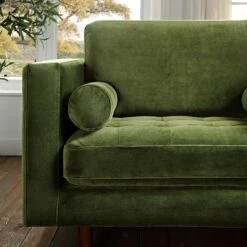 Henrietta Armchair, Moss Green Velvet 19 Henrietta Armchair, Moss Green Velvet -Garden Store BOSF 9680 FERN VEL 1ST scene4